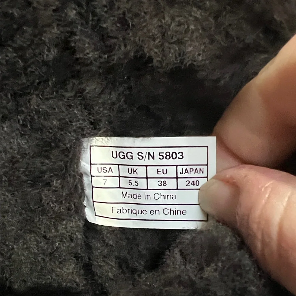 UGG Bailey Button II Boots